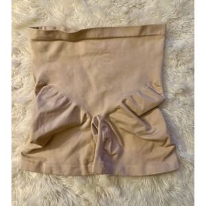 Victoria's Secret Shapewear Women Small Beige Body by Victoria Seamless Rise